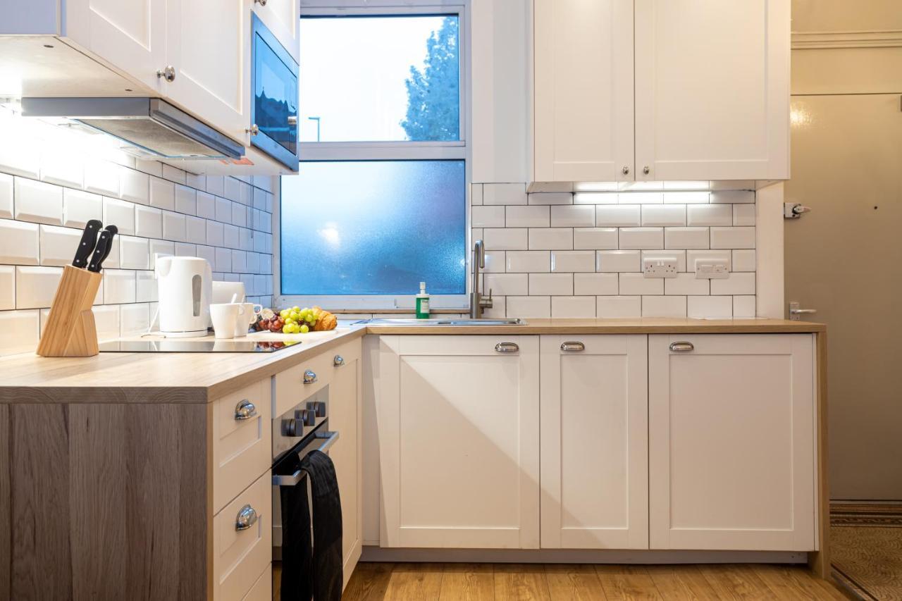 Pillo Serviced - Salford Apartment Manchester